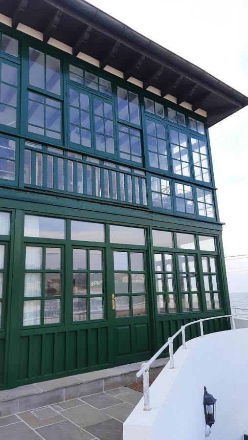 Apartamentos El Muelle Comillas Eksteriør billede